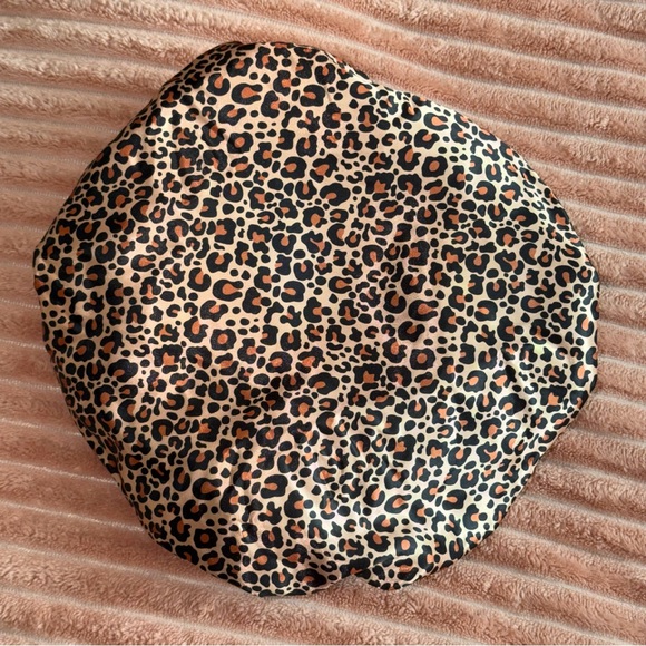 Leopard Print Shower Cap - Picture 2 of 2